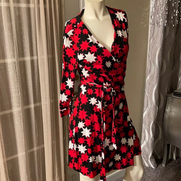 Size 12 DVF wrap dress - Picture 1 of 5